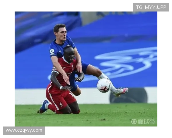 切尔西传奇勒伯夫女儿比基尼照引关注丈夫幽默留言引发网友热议